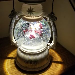 White Lantern Snowglobe Musical New Snowmen